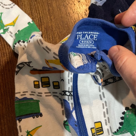 Bundle of 4 100% cotton 3 month sleepers Boys Firetrucks, sharks, construction - Picture 12 of 13